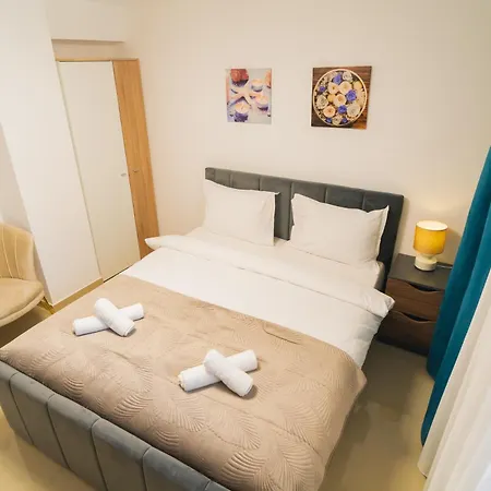 Bt Arena Apartment *